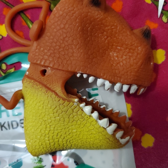 Dinosaur 🦕 child's face mask reusable/ dino cover - Picture 2 of 7